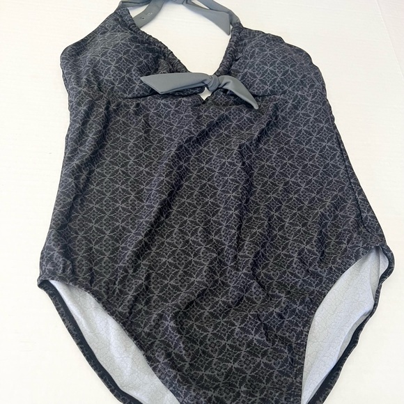 Converse One Star Dark gray one piece Swimsuit Size Medium - Picture 2 of 10